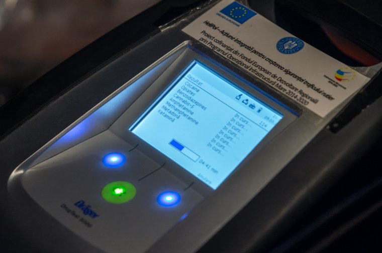 Kábítószer hatása alatt ment dolgozni egy Máramaros megyei rendőr, pechjére tesztelték
