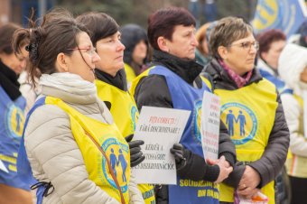 Tovább tart a bérfeszültség, ismét összeállt a sztrájkőrség
