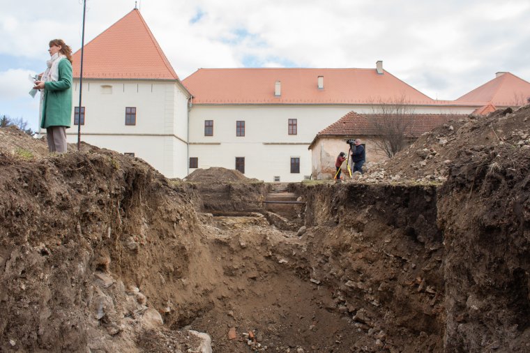 Közösségi teret alakítanának ki a Mikó-vár udvarán