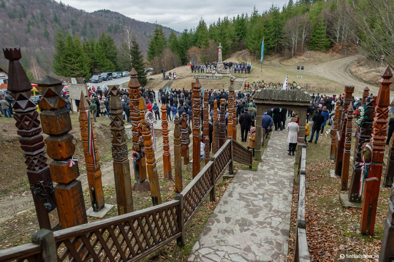 •  Fotó: Pinti Attila