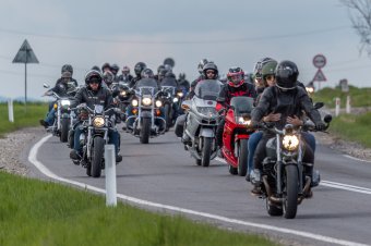 Jótékonysági motorozás Magyarfülpösre