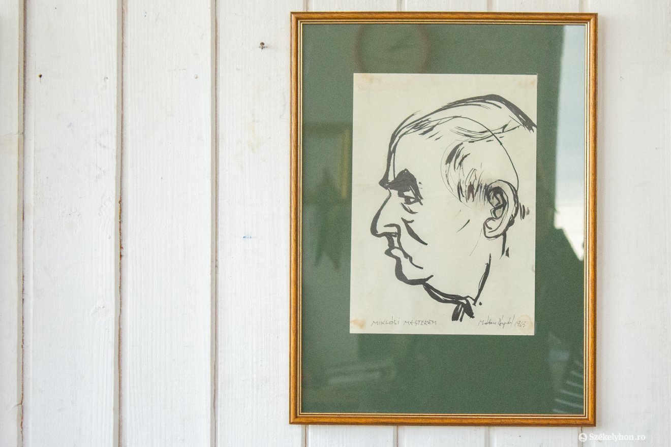 Miklóssy Gábor mesterről készült grafika •  Fotó: Borbély Fanni