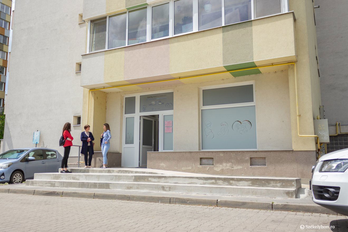 Fontos intézmény nyitotta meg kapuit kedden Csíkszeredában •  Fotó: Borbély Fanni