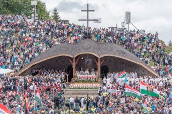 Itt lehet újranézni a csíksomlyói pünkösdi búcsú műsorát