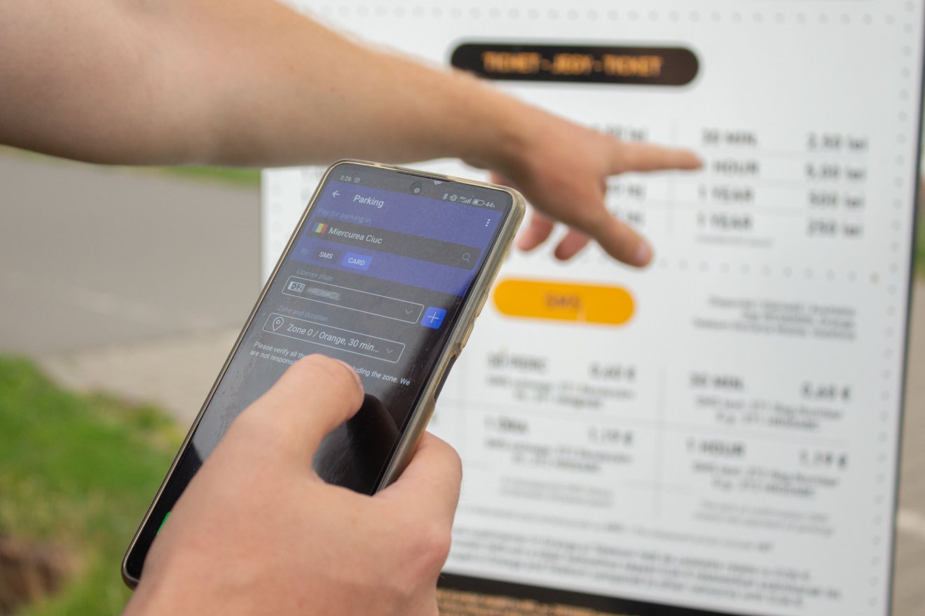 Csaló SMS-ekre figyelmeztet a Csíki Trans parkolási részlege