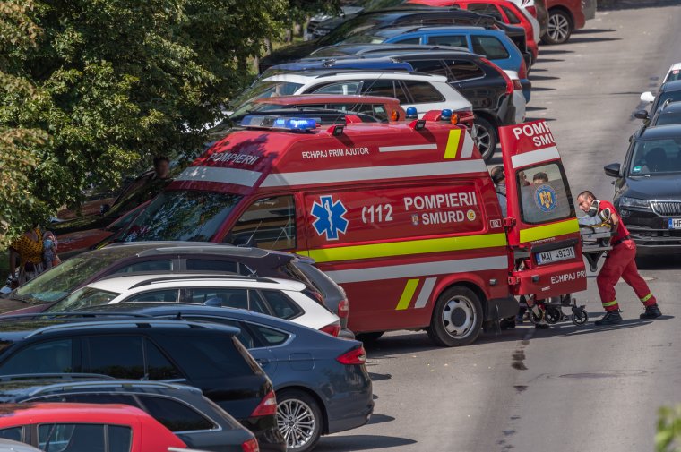 Megpróbálnak felkészülni a hétvégére jósolt, 40 fok feletti kánikulára