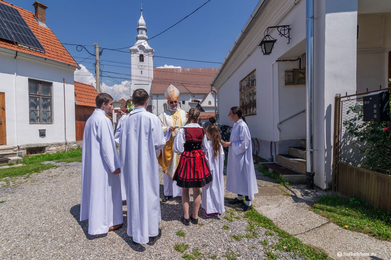 •  Fotó: Pinti Attila