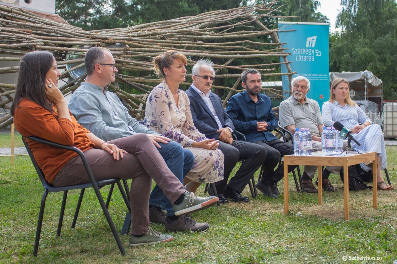 •  Fotó: Borbély Fanni
