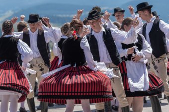 Mulatsággal ünneplik a táncház világnapját Csíkszeredában