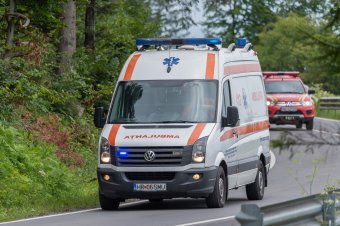 Ittas autóvezetők, fának ütköző sofőr – itt a Hargita megyei rendőrség hétvégi mérlege