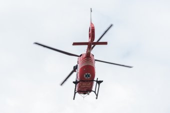 Súlyos baleset történt Körtvélyfáján, mentőhelikoptert is riasztottak