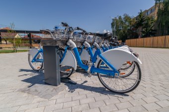 Nincs aki üzemeltesse a kerékpárkölcsönzést a buszpályaudvaron
