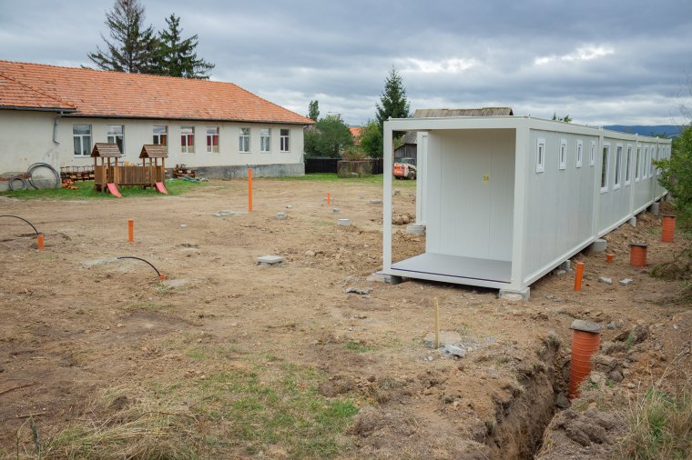 Gőzerővel dolgoznak az erdőaljai konténeriskola létrehozásán