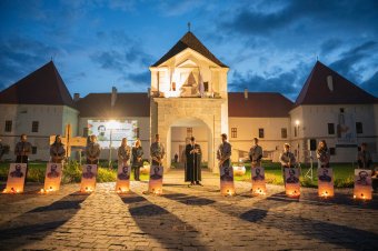 Főhajtással idézik fel az aradi vértanúk emlékét Csíkszeredában
