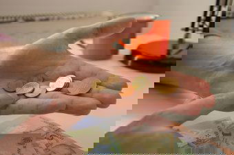 Enyhén nőtt a bankhitelek egyenlege novemberben