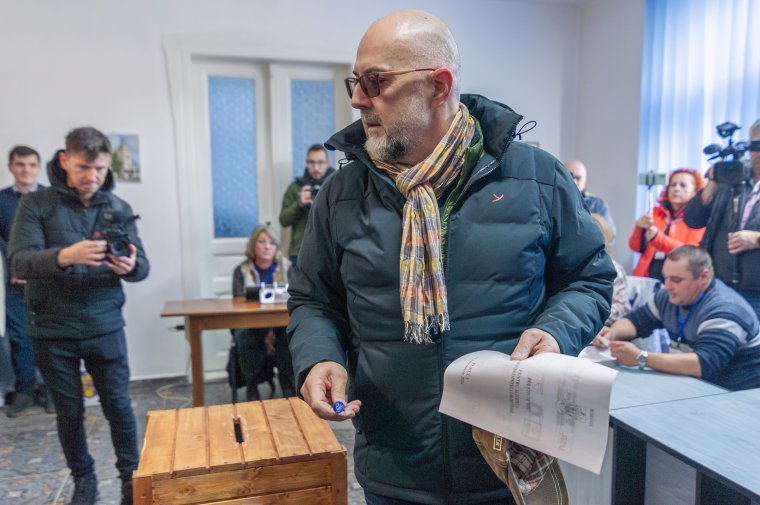 Veszélyesnek látja Călin Georgescu győzelmét Kelemen Hunor