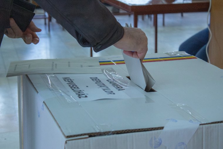 Több mint 160 lehetséges választási incidensről érkezett bejelentés