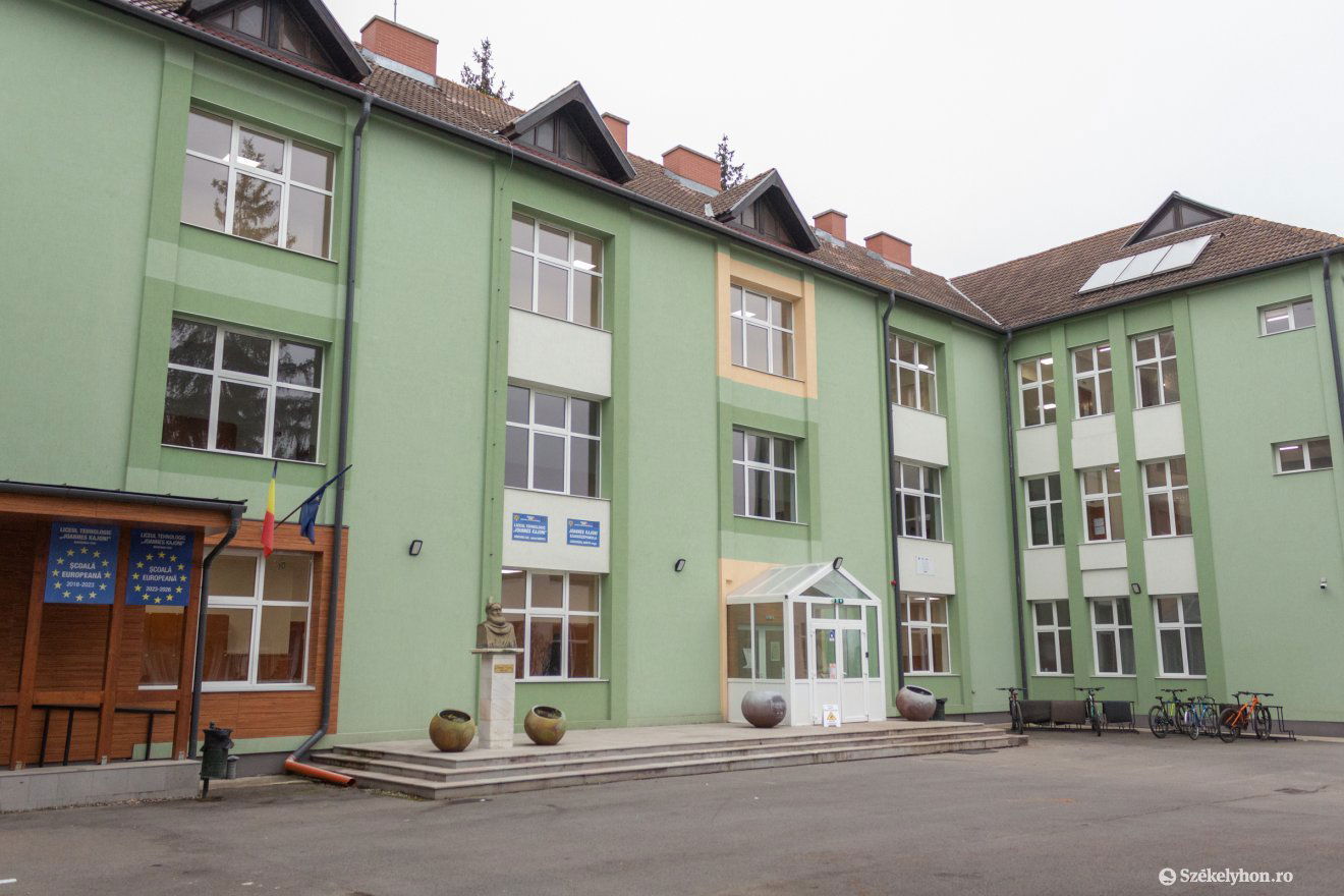 •  Fotó: Borbély Fanni