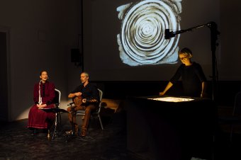 Ünnepre hangoló műsorokkal turnéznak Erdélyben