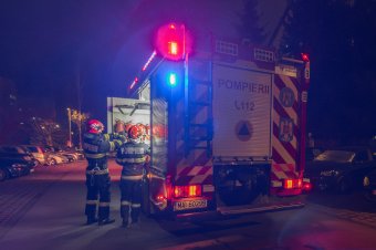 Lángba borult egy autó Csíkszeredában, egy ember meghalt