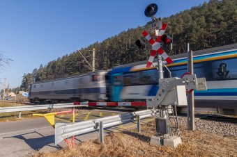 Harmincöt kalauzt gyanúsítanak korrupcióval a román vasúttársaságnál – frissítve