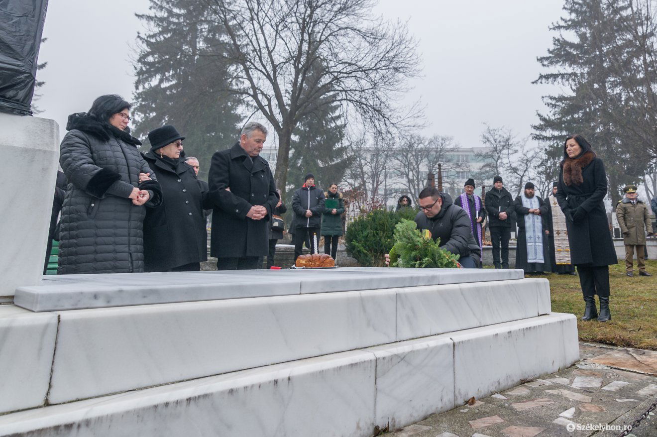 Müller László, kiskatona, megemlékezés, forradalom