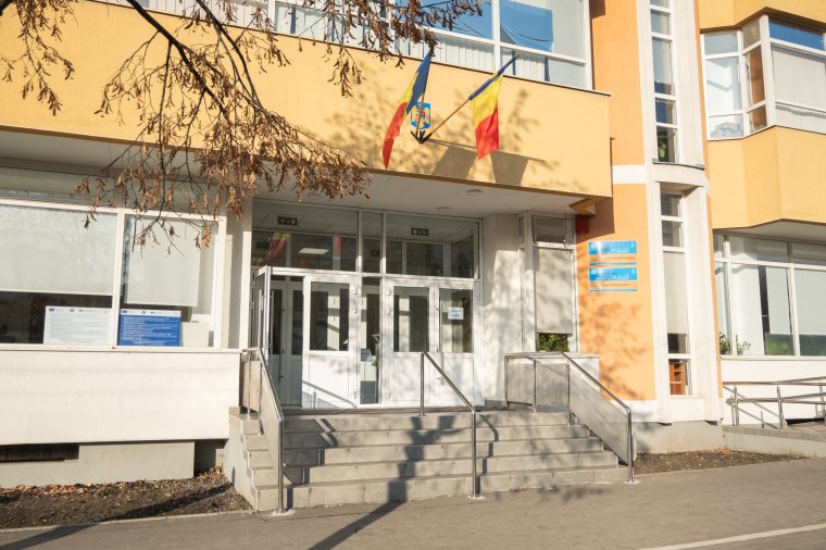 Könnyedén belefért az előírt létszámkeretbe Hargita Megye Tanácsa