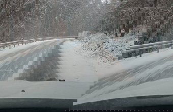 Téli útviszonyok Hargita megyében: havazás Székelyudvarhely és Székelykeresztúr térségében