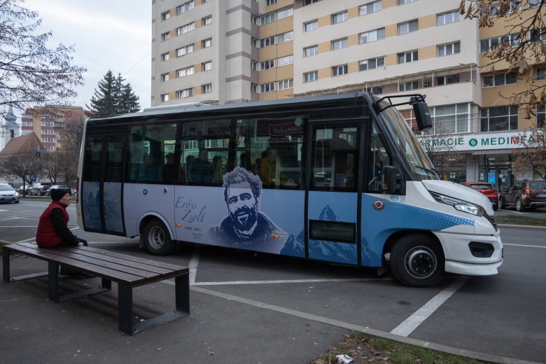 Már járják Csíkszereda utcáit a feliratozott, gázüzemű buszok
