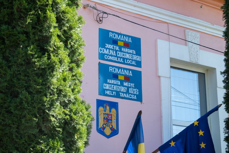 Újabb székelyföldi település zászlajára bólintott rá a kormány