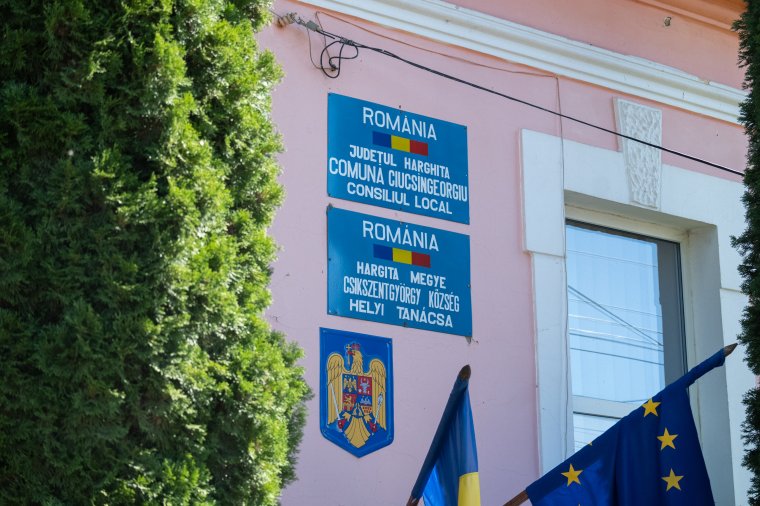 Újabb székelyföldi település zászlajára bólintott rá a kormány