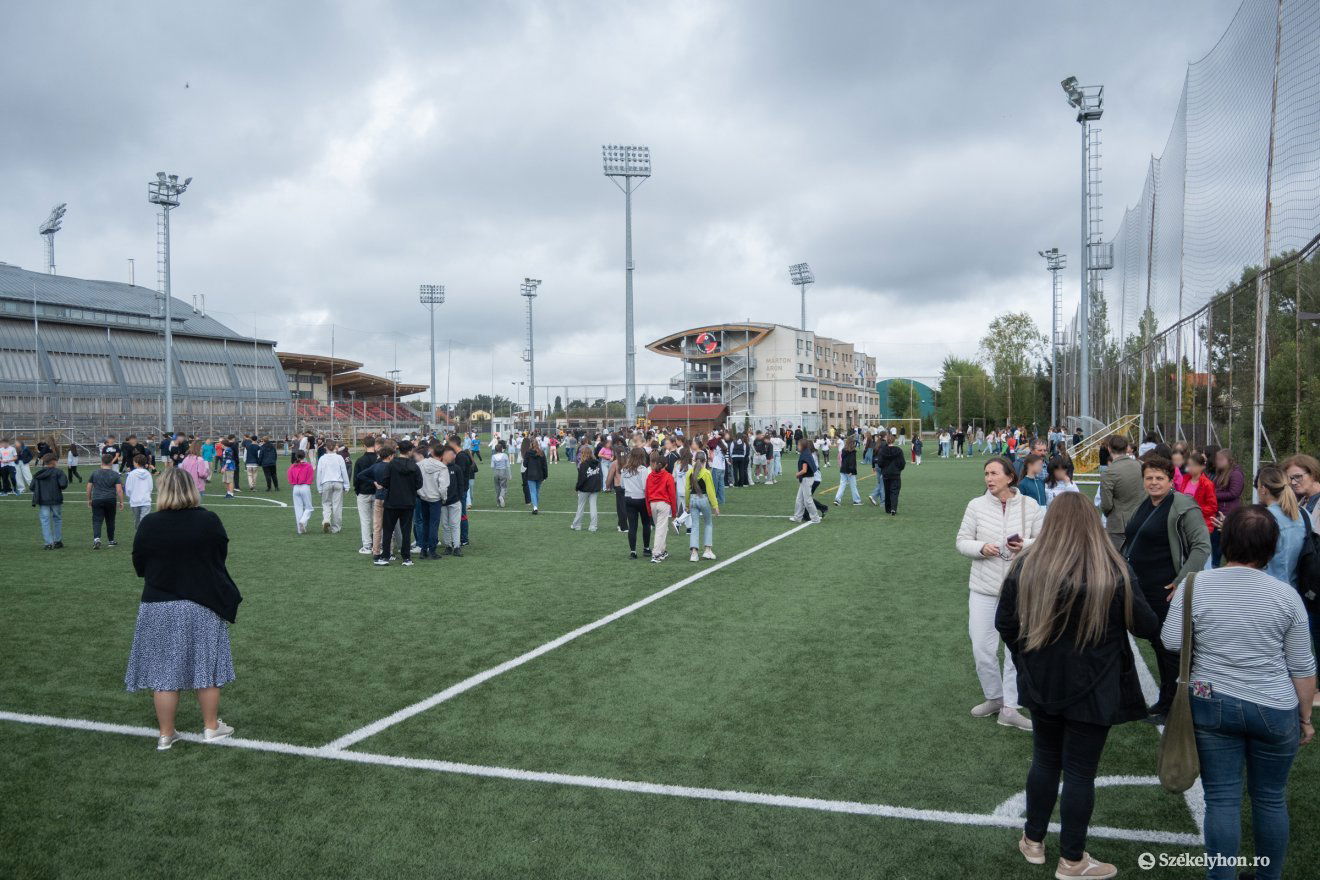 Nagyszünet a „zöldben” •  Fotó: Borbély Fanni