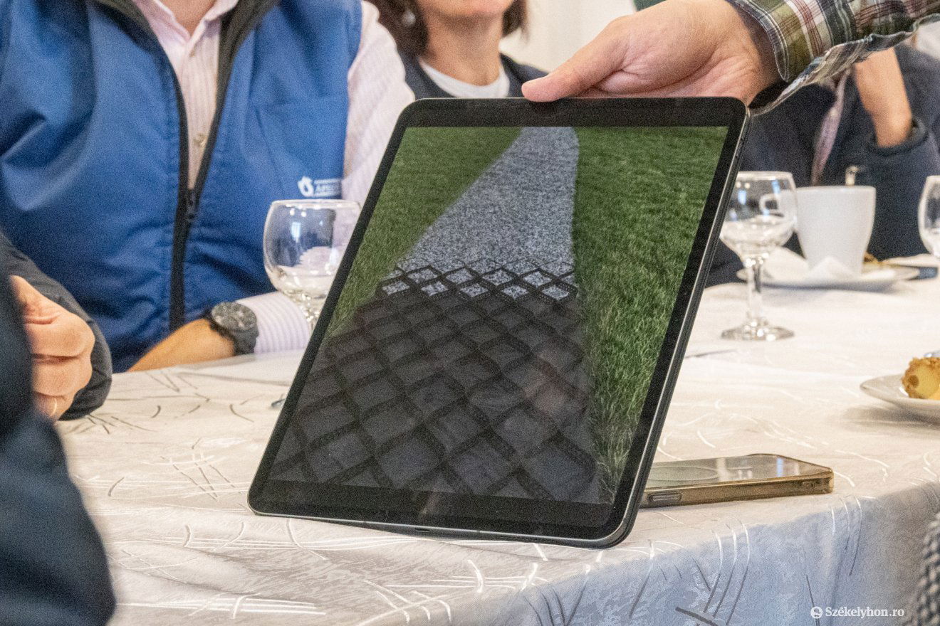 •  Fotó: Borbély Fanni