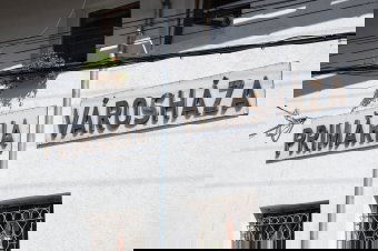 A hivatali leépítések a lakossági ügyintézést fogják késleltetni