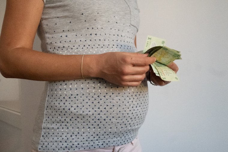 A PNL is benne van abban, hogy a gyesen levő anyák ne fizessenek egészségbiztosítási járulékot