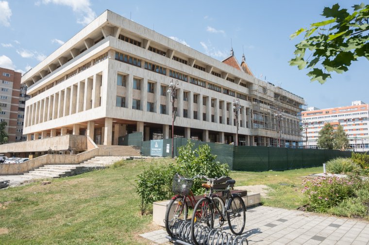 A csíkszeredai megyeháza felújítása továbbra is prioritás marad