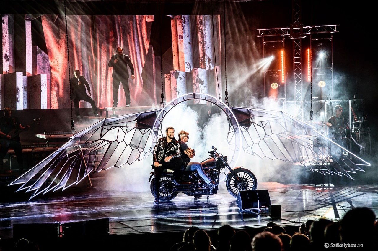 • Fotó: István, a király rockopera szervezői