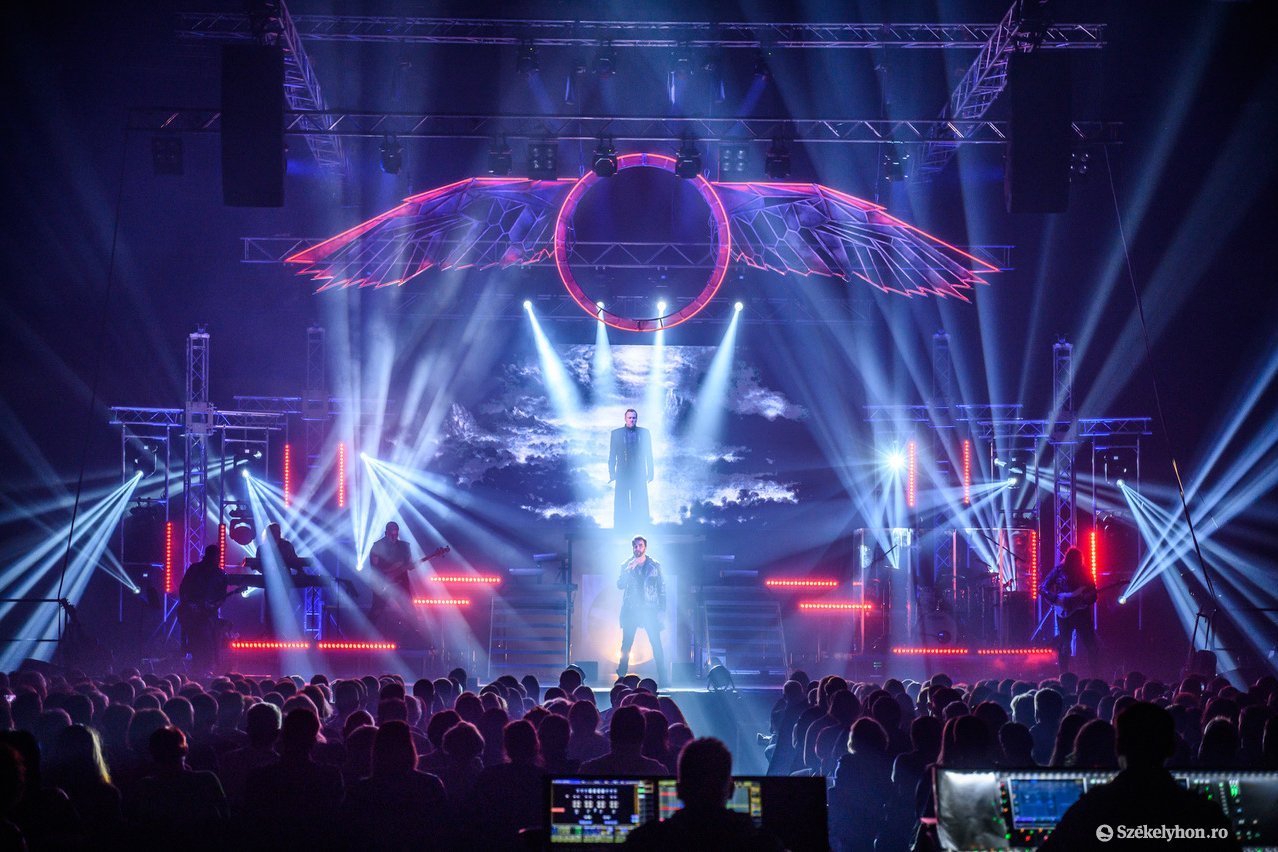 •  Fotó: István, a király rockopera szervezői