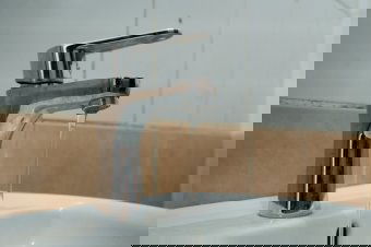 Rossz vízminőség miatt felfüggesztették a beutalásokat és elhalasztották a műtéteket a iași-i gyermekkórházban