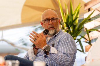 Kelemen Hunor szerint Bolojannak maradnia kell a kormány élén