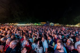 Repült a bálna és mi is szálltunk a fény felé Tusványoson