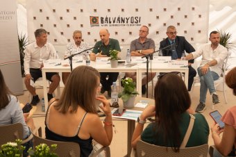 Időzített bomba tetején ülnek a parajdiak?
