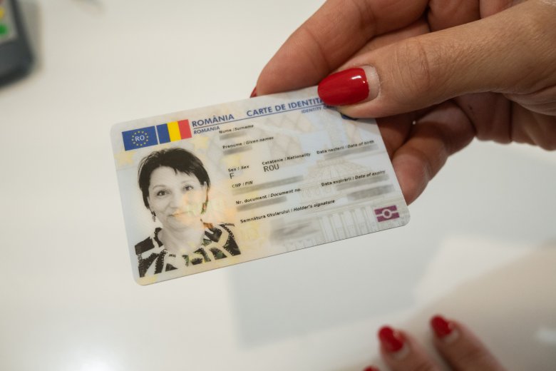 Eggyel kevesebb iratot kérnek ezentúl a személyi igazolvány cseréjekor