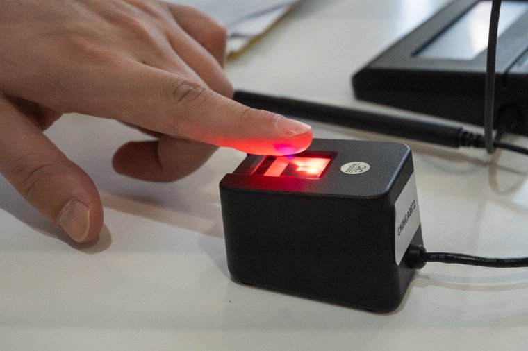 Digitális személyi okmányokkal zökkenőmentes a külföldre utazás