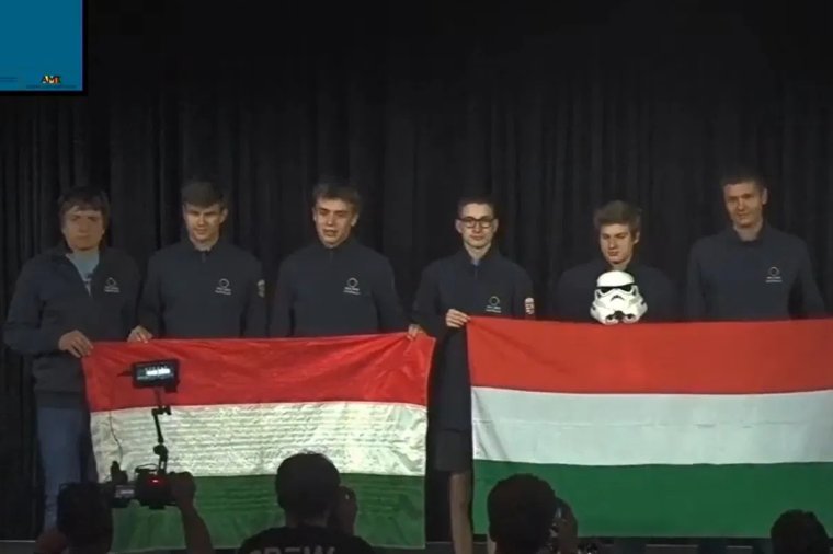 Aranyat ért a tudás: világsikert aratott a csíkszeredai diák a nemzetközi matematikai olimpián