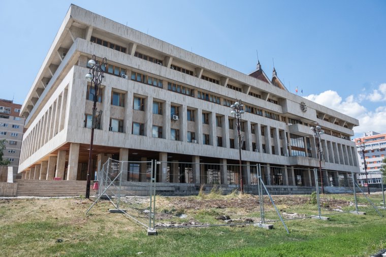 Újabb 35 millió lejes hitelt vesz fel Hargita Megye Tanácsa