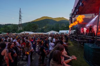 Rockzenével robbant be Tusványos nulladik napja