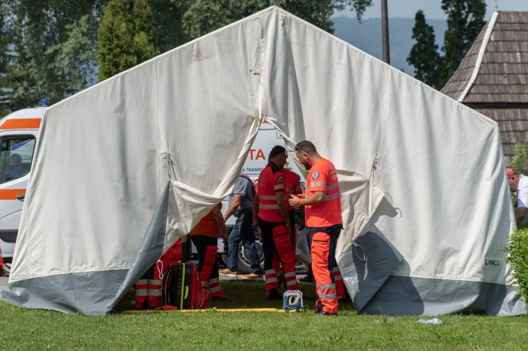 Újraélesztés, illegális drónhasználat – mentők és csendőrök a búcsúban