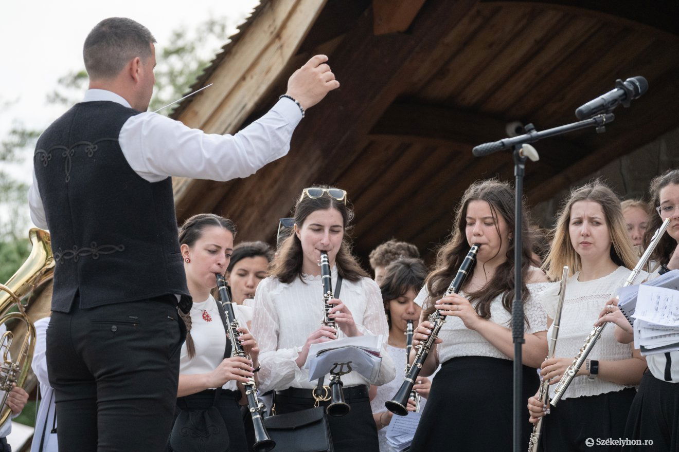 •  Fotó: Borbély Fanni