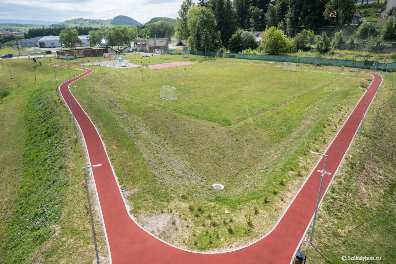 •  Fotó: Borbély Fanni